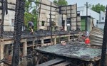 situs siaran ulang bola In the Midwestern state of Illinois, the roof of a venue where a heavy metal band's concert was being held collapsed